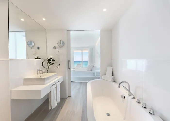 Iberostar Waves Bahia De Palma - Adults Only 4*