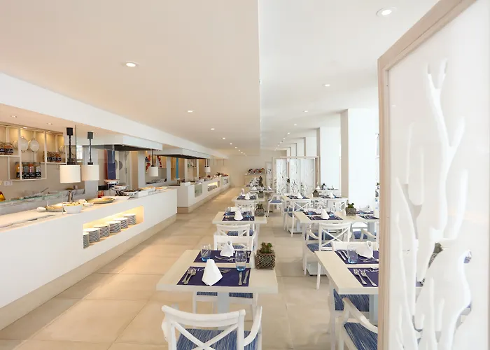 Iberostar Waves Bahia De Palma - Adults Only Hotell