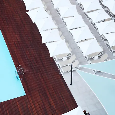 Iberostar Waves Bahia De Palma - Adults Only פלאייה דה פאלמה