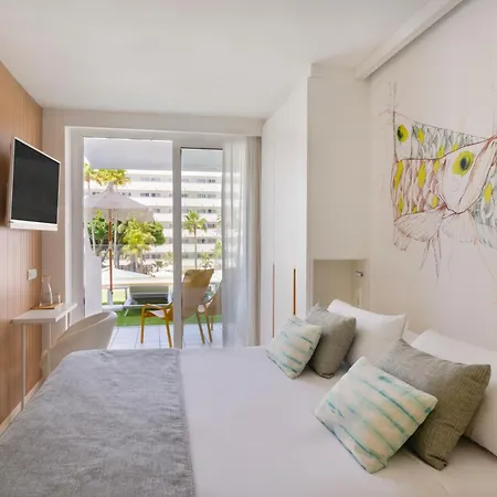 מלון Iberostar Waves Bahia De Palma - Adults Only פלאייה דה פאלמה