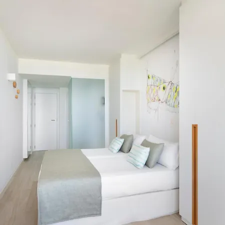 מלון Iberostar Waves Bahia De Palma - Adults Only 4*