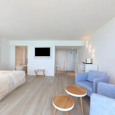 Iberostar Waves Bahia De Palma - Adults Only Hotel