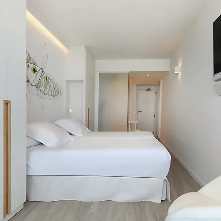 Iberostar Waves Bahia De Palma - Adults Only
